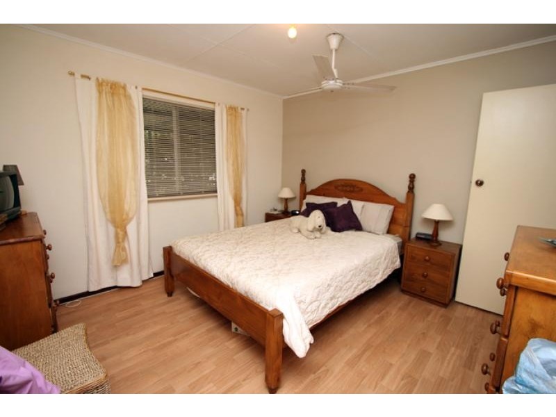 6 Darbal Place, Greenfields WA 6210