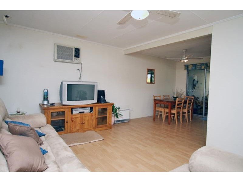 6 Darbal Place, Greenfields WA 6210