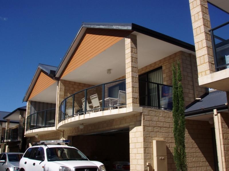 Unit 10/15 Peel Street, Mandurah WA 6210