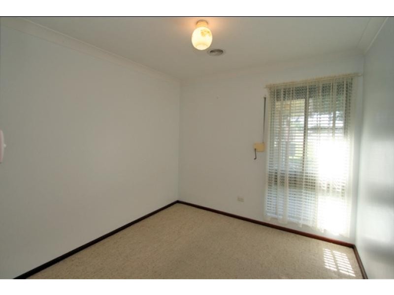 8 Gray Road, Mandurah WA 6210