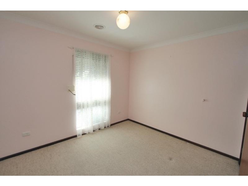 8 Gray Road, Mandurah WA 6210