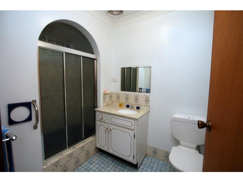 8 Gray Road, Mandurah WA 6210