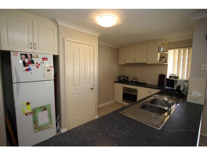 14 St Anne’s Terrace, Meadow Springs WA 6210