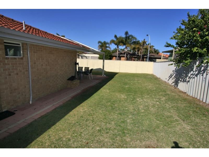 14 St Anne’s Terrace, Meadow Springs WA 6210