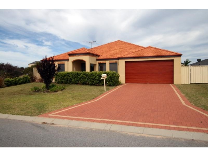 10 Addingham Boulevard, Madora Bay WA 6210