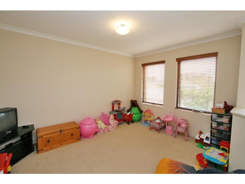 10 Addingham Boulevard, Madora Bay WA 6210