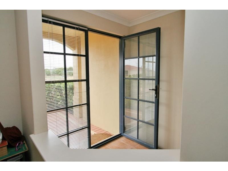 10 Addingham Boulevard, Madora Bay WA 6210