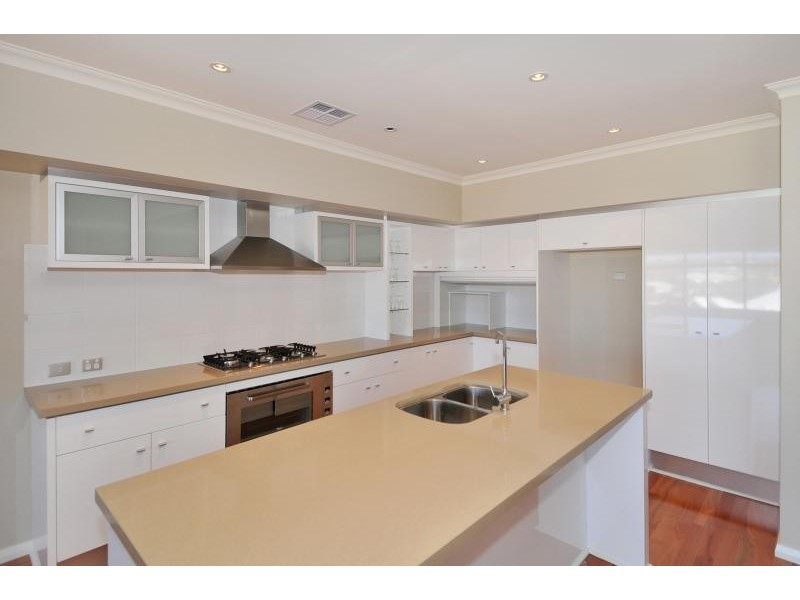30 Voyager Close, Dawesville WA 6210