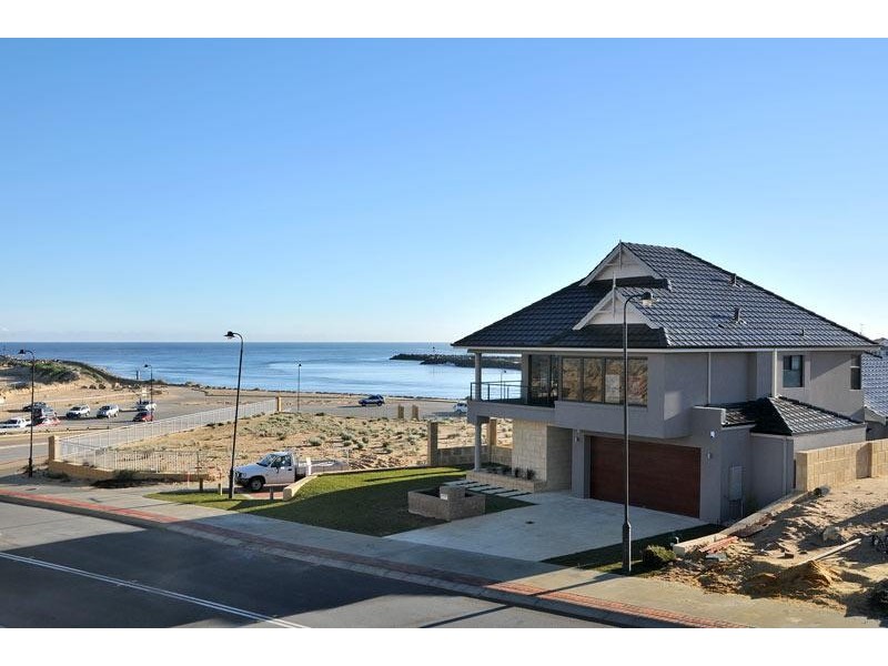 106 Southport Boulevard, Dawesville WA 6211