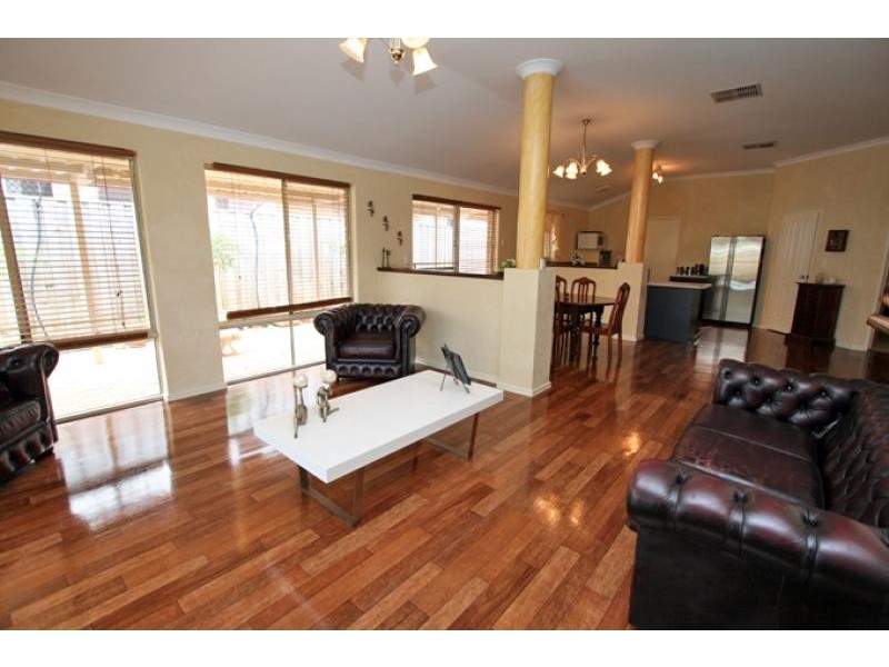24 Seaforth Drive, Halls Head WA 6210