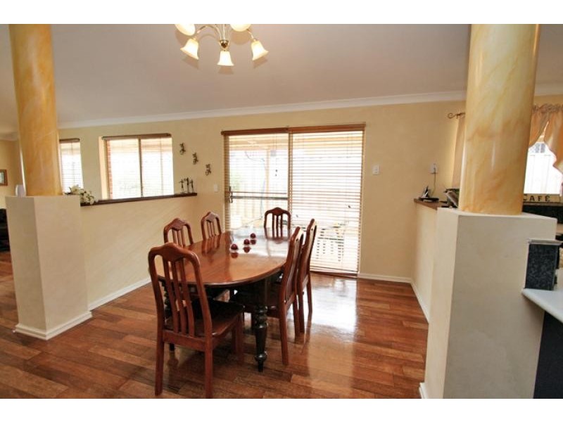 24 Seaforth Drive, Halls Head WA 6210