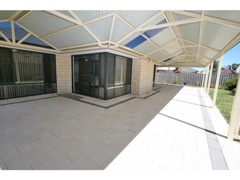 72 Beacham Street, Coodanup WA 6210