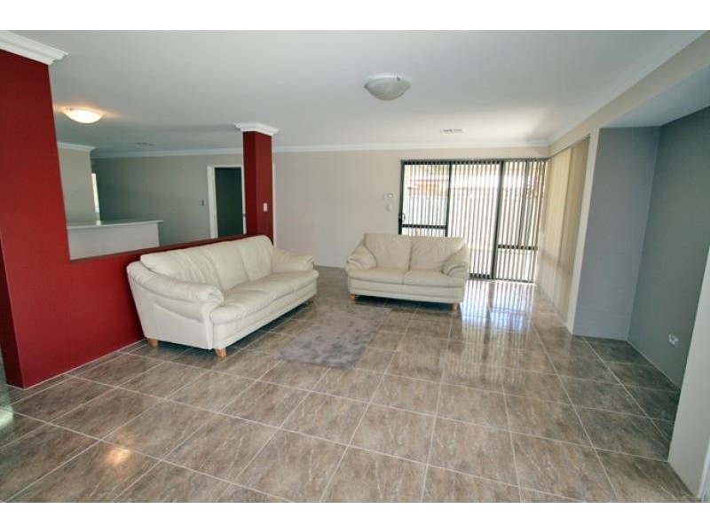 72 Beacham Street, Coodanup WA 6210