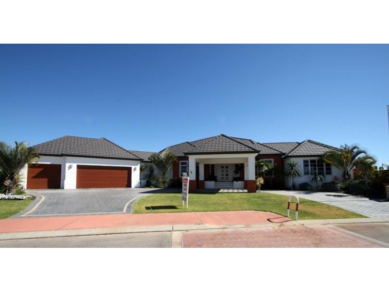 48 Brindabella Crescent, Mandurah WA 6210