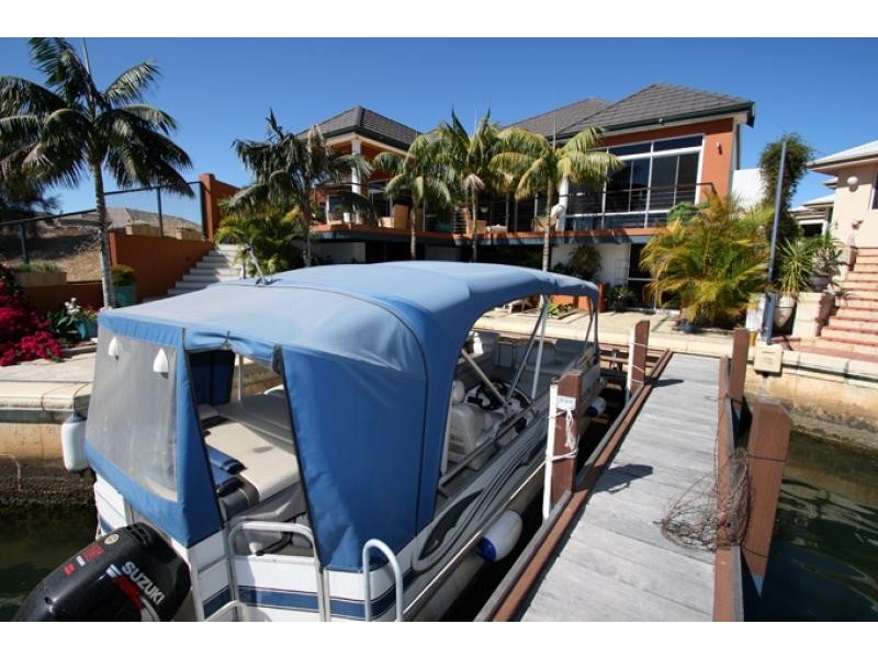 48 Brindabella Crescent, Mandurah WA 6210