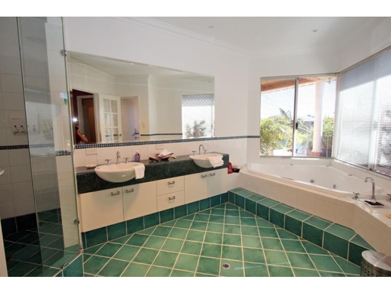 48 Brindabella Crescent, Mandurah WA 6210