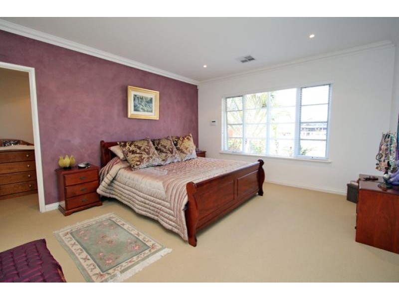 48 Brindabella Crescent, Mandurah WA 6210