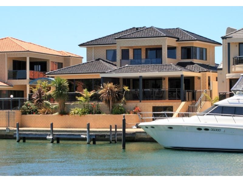 29 Santavea Mews, Halls Head WA 6210