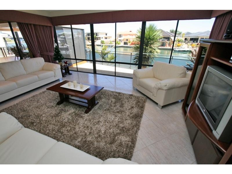 29 Santavea Mews, Halls Head WA 6210