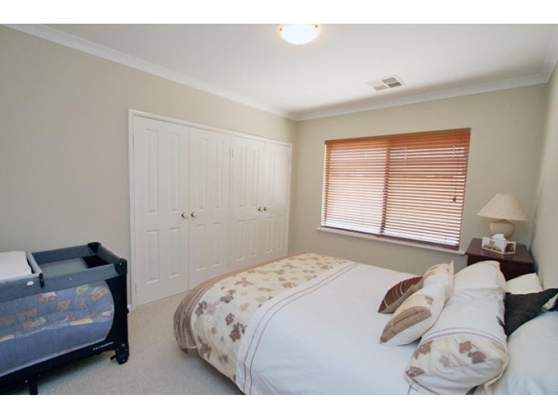 29 Santavea Mews, Halls Head WA 6210