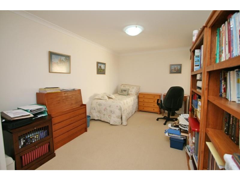 12 Shelduck Way, Dudley Park WA 6210