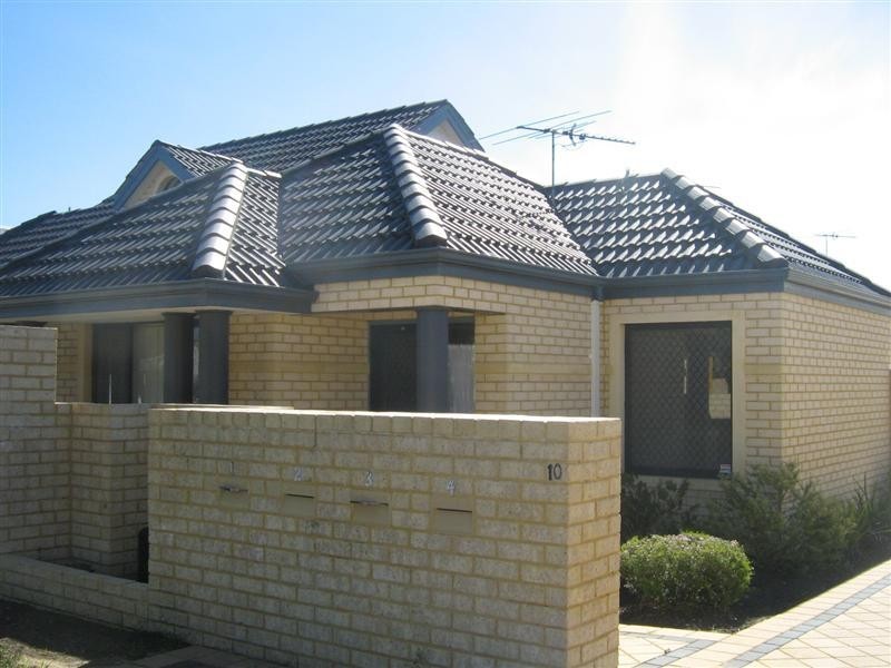 1/10 Davey Street, Mandurah WA 6210