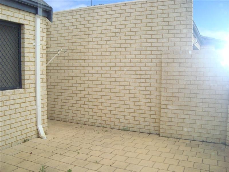 1/10 Davey Street, Mandurah WA 6210