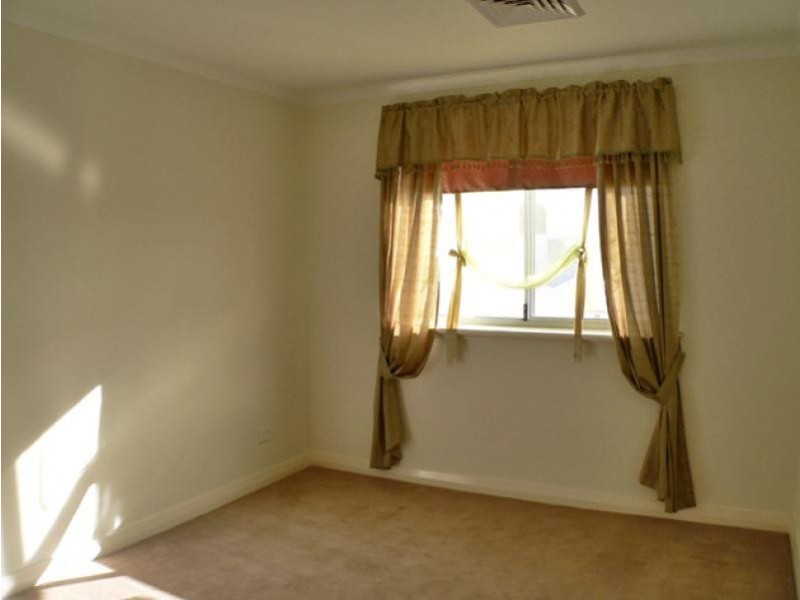 Unit 16 Brower Trail, Erskine WA 6210
