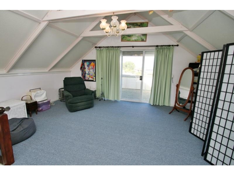 28 Karinga Road, San Remo WA 6210