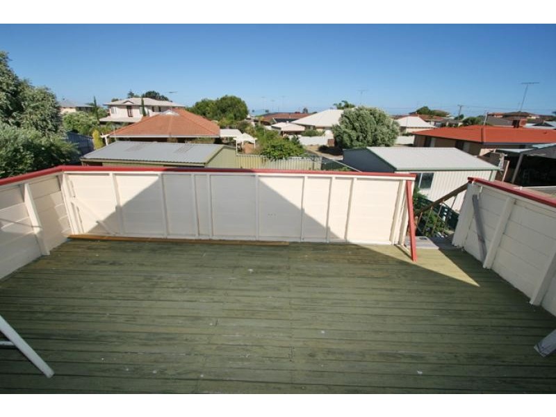 28 Karinga Road, San Remo WA 6210