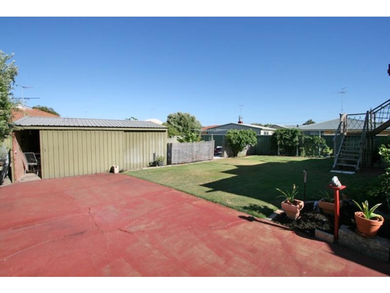 28 Karinga Road, San Remo WA 6210