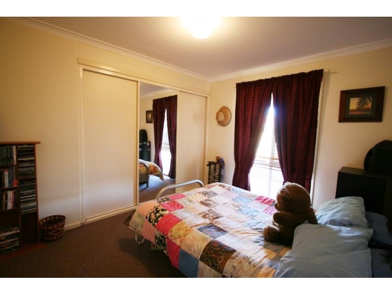 28 Karinga Road, San Remo WA 6210