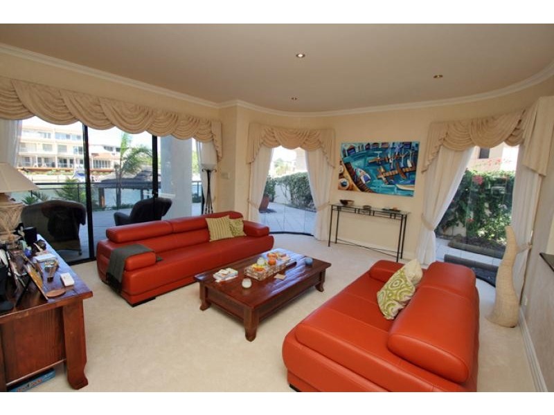 12 Amity Cove, Halls Head WA 6210