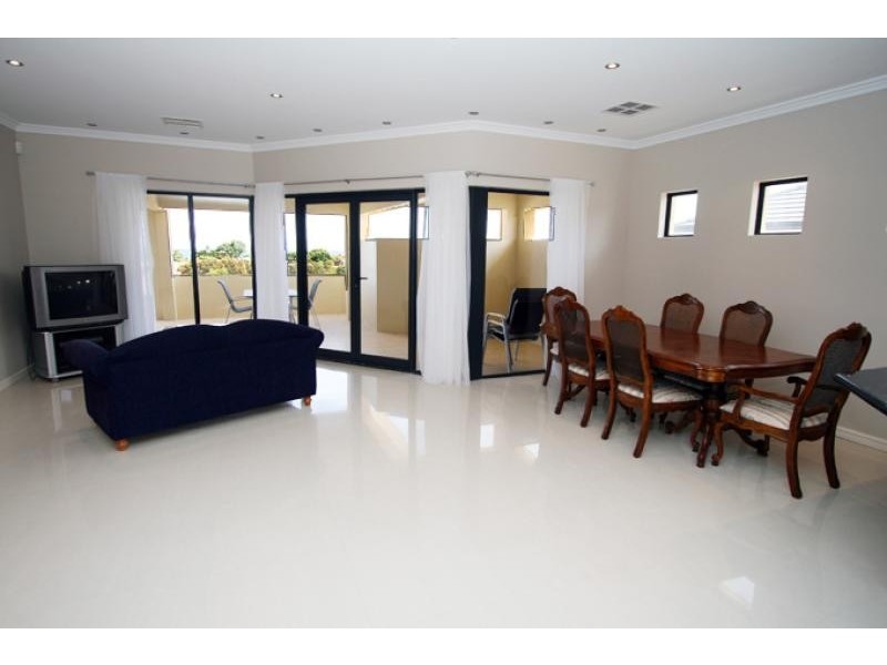 55 Endeavour Circle, Wannanup WA 6210