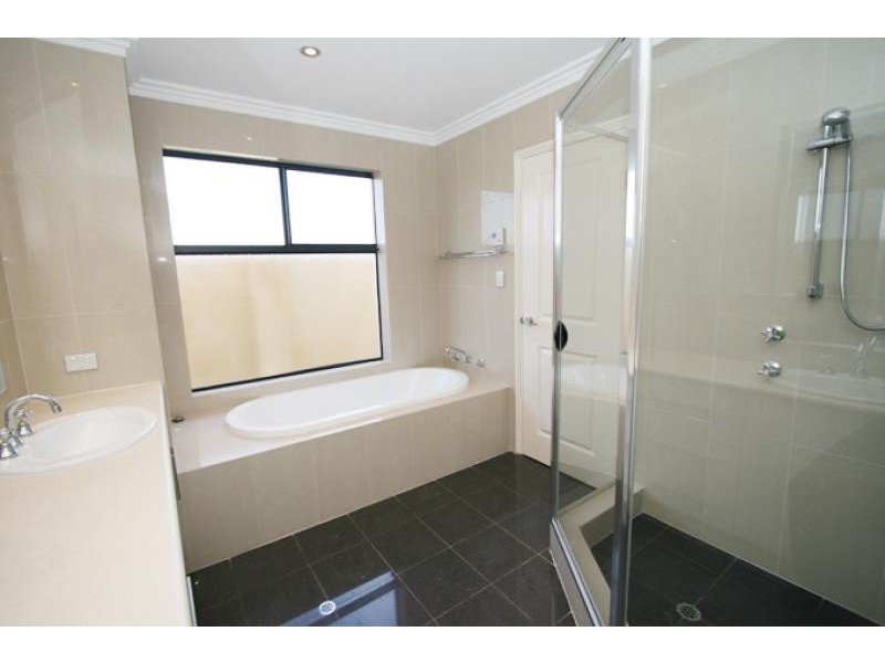 55 Endeavour Circle, Wannanup WA 6210