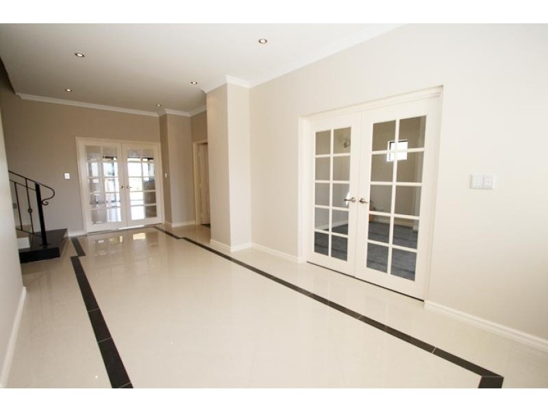 55 Endeavour Circle, Wannanup WA 6210