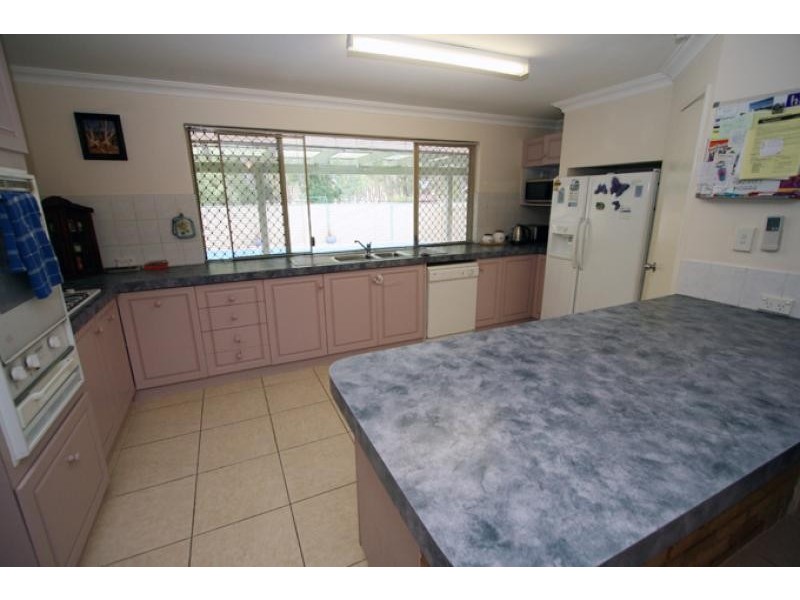 5 Korbel Close, Greenfields WA 6210