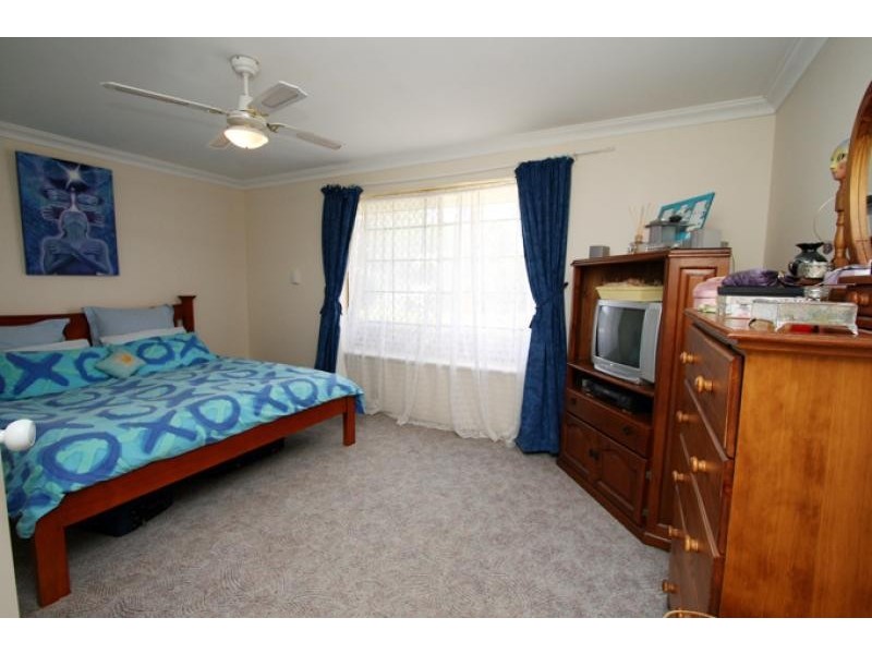 5 Korbel Close, Greenfields WA 6210