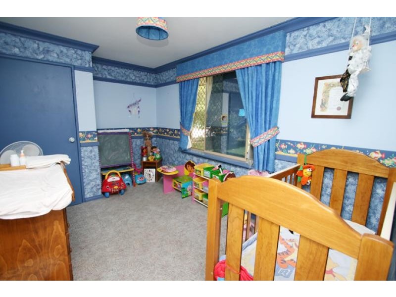 5 Korbel Close, Greenfields WA 6210