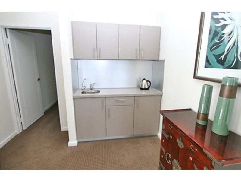 143 Darwin Terrace, Dudley Park WA 6210