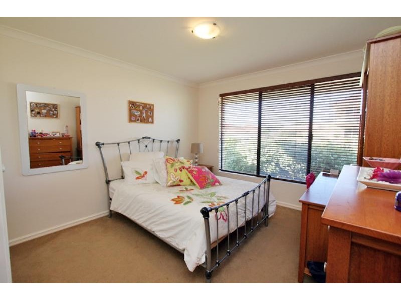 6 Podman Turn, Madora Bay WA 6210