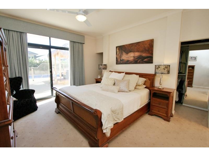 6 Podman Turn, Madora Bay WA 6210