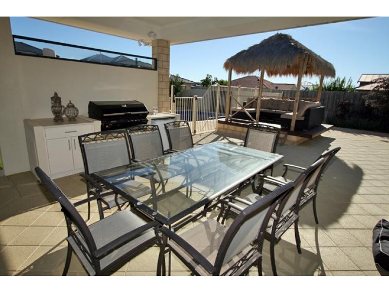 6 Podman Turn, Madora Bay WA 6210