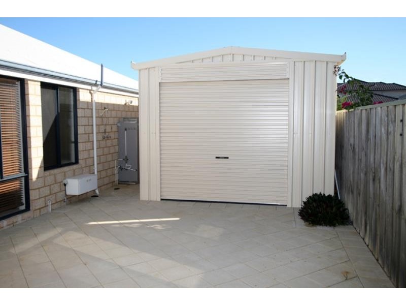 6 Podman Turn, Madora Bay WA 6210