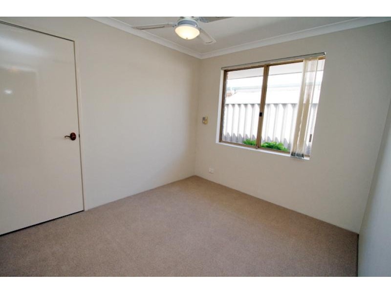 33 Erica Street, Mandurah WA 6210