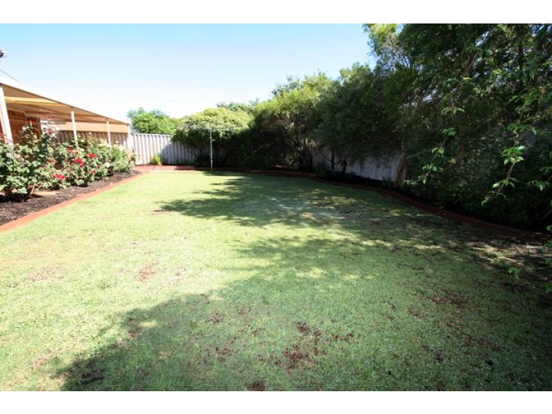 33 Erica Street, Mandurah WA 6210