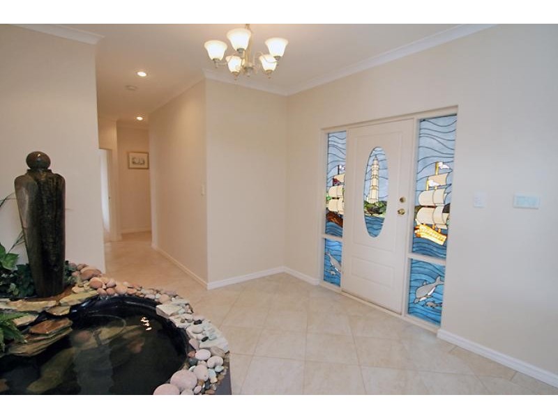 19 Eunamara Retreat, Halls Head WA 6210