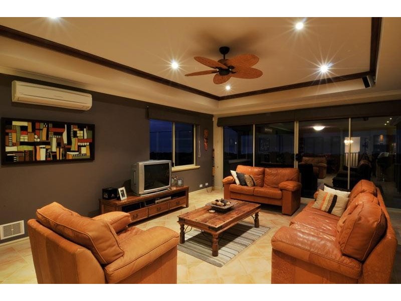 5 Sabina Drive, Madora Bay WA 6210