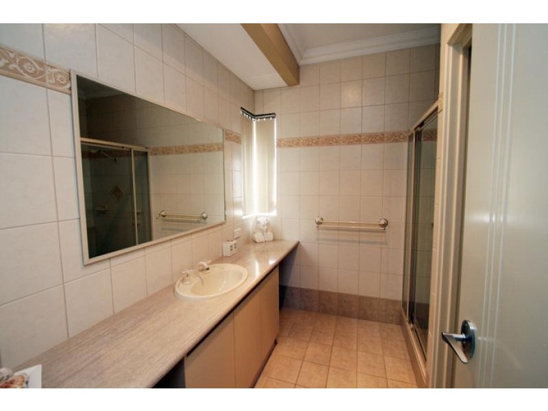 12 Condor Mews, Halls Head WA 6210