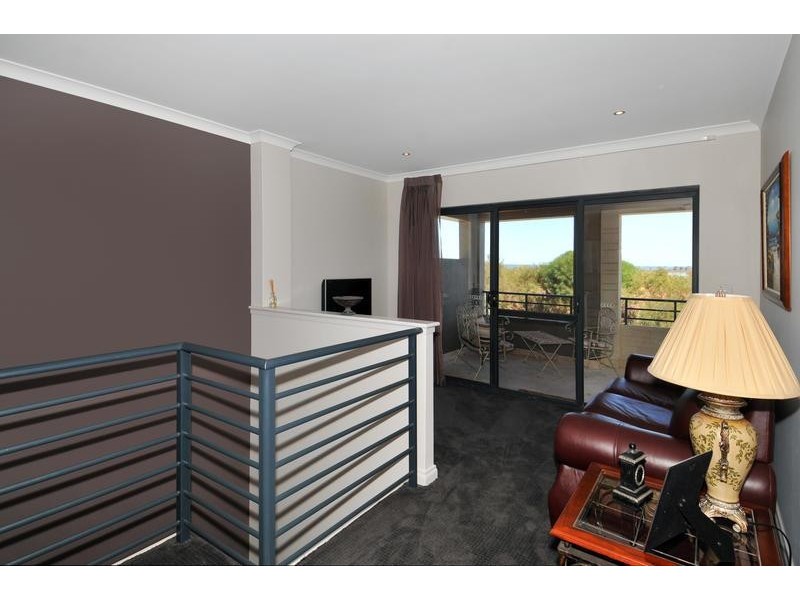 139 Darwin Terrace, Dudley Park WA 6210